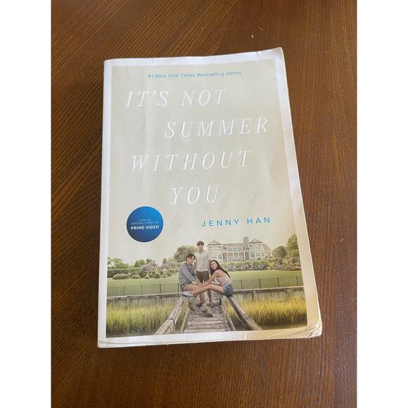 The summer I turned pretty First and second books - Picture 3 of 8